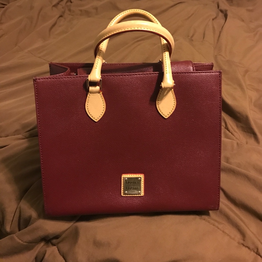Dooney & Bourke handbag